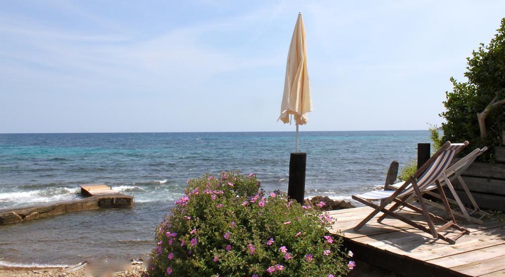 Les Bungalows De Figha Tarcu Exteriör bild
