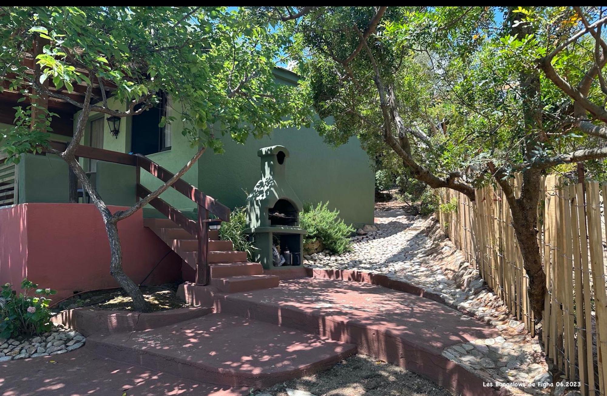 Les Bungalows De Figha Tarcu Exteriör bild